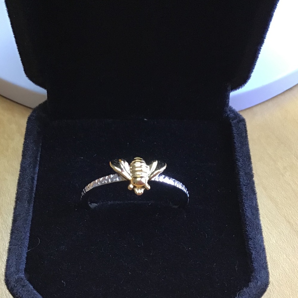 ✨Honey Bee 🐝 Two Tone 925 Sterling Silver Ring FREE GIFT WITH PURCHASE!